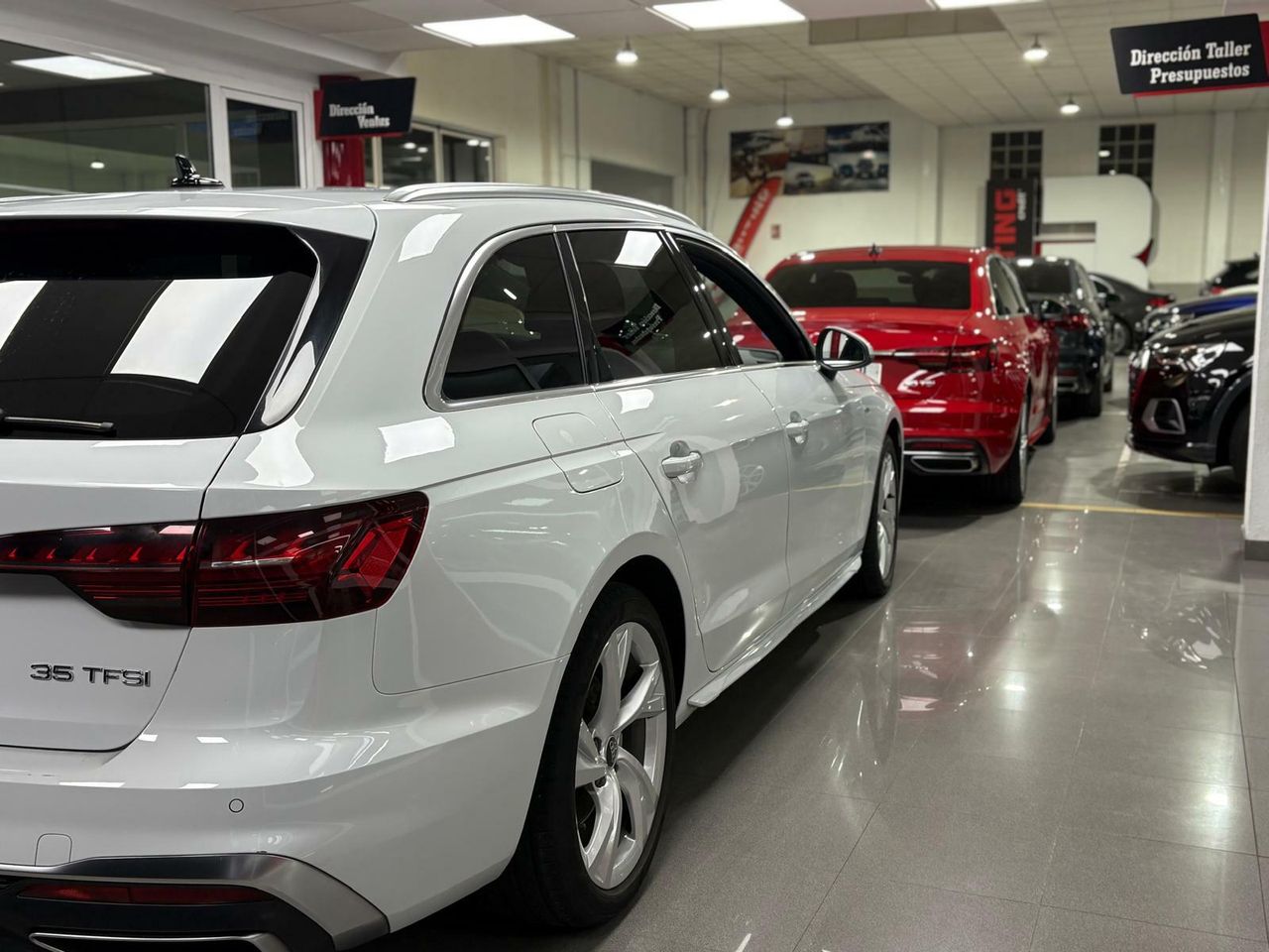 Audi A4 ADVANCED 35 TFSI 110KW (150CV) S TRONIC GRIS MANHATTAN (METALIZADO)	TELA INDEX NEGRO - Foto 2