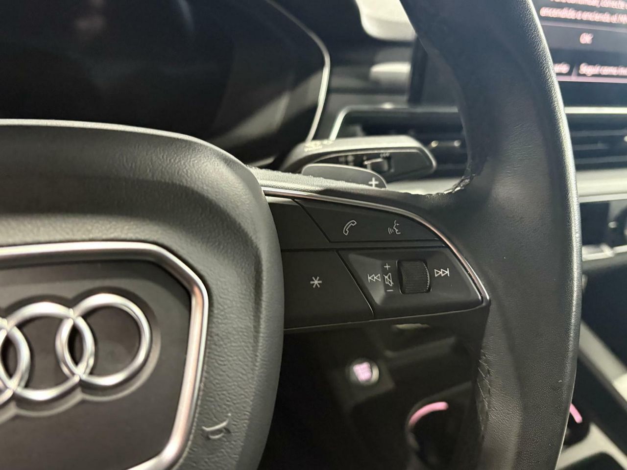 Audi A4 ADVANCED 35 TFSI 110KW (150CV) S TRONIC GRIS MANHATTAN (METALIZADO)	TELA INDEX NEGRO - Foto 2