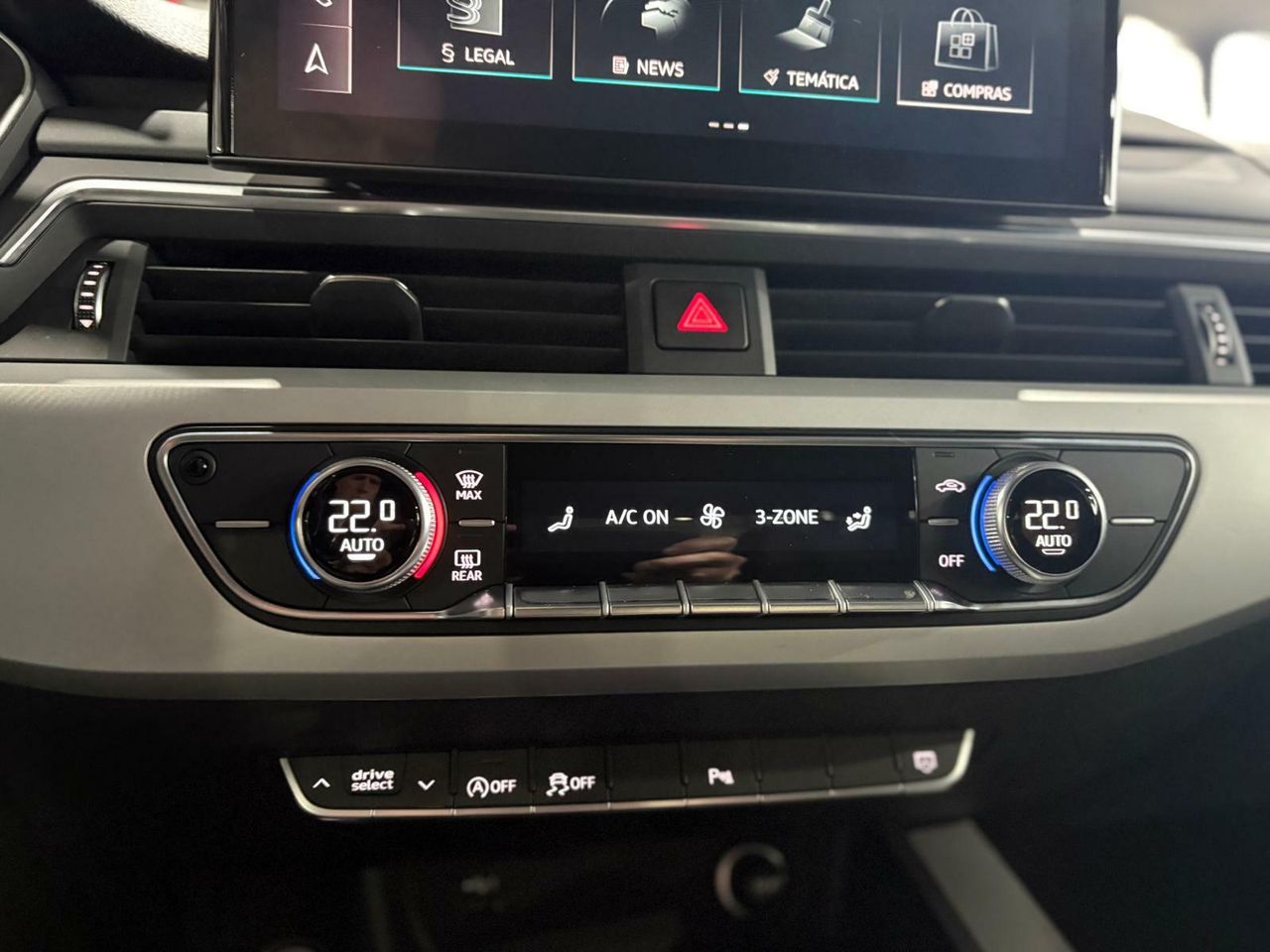 Audi A4 ADVANCED 35 TFSI 110KW (150CV) S TRONIC GRIS MANHATTAN (METALIZADO)	TELA INDEX NEGRO - Foto 2