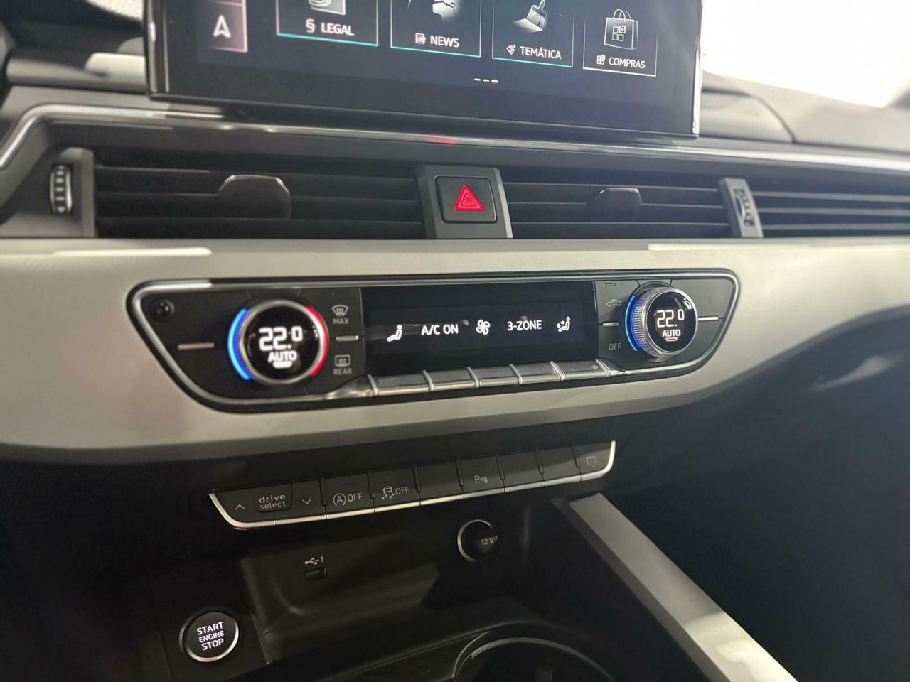 Audi A4 ADVANCED 35 TFSI 110KW (150CV) S TRONIC GRIS MANHATTAN (METALIZADO)	TELA INDEX NEGRO - Foto 2