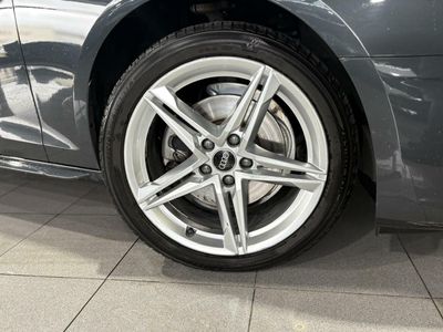 Audi A4 ADVANCED 35 TFSI 110KW (150CV) S TRONIC GRIS MANHATTAN (METALIZADO)	TELA INDEX NEGRO