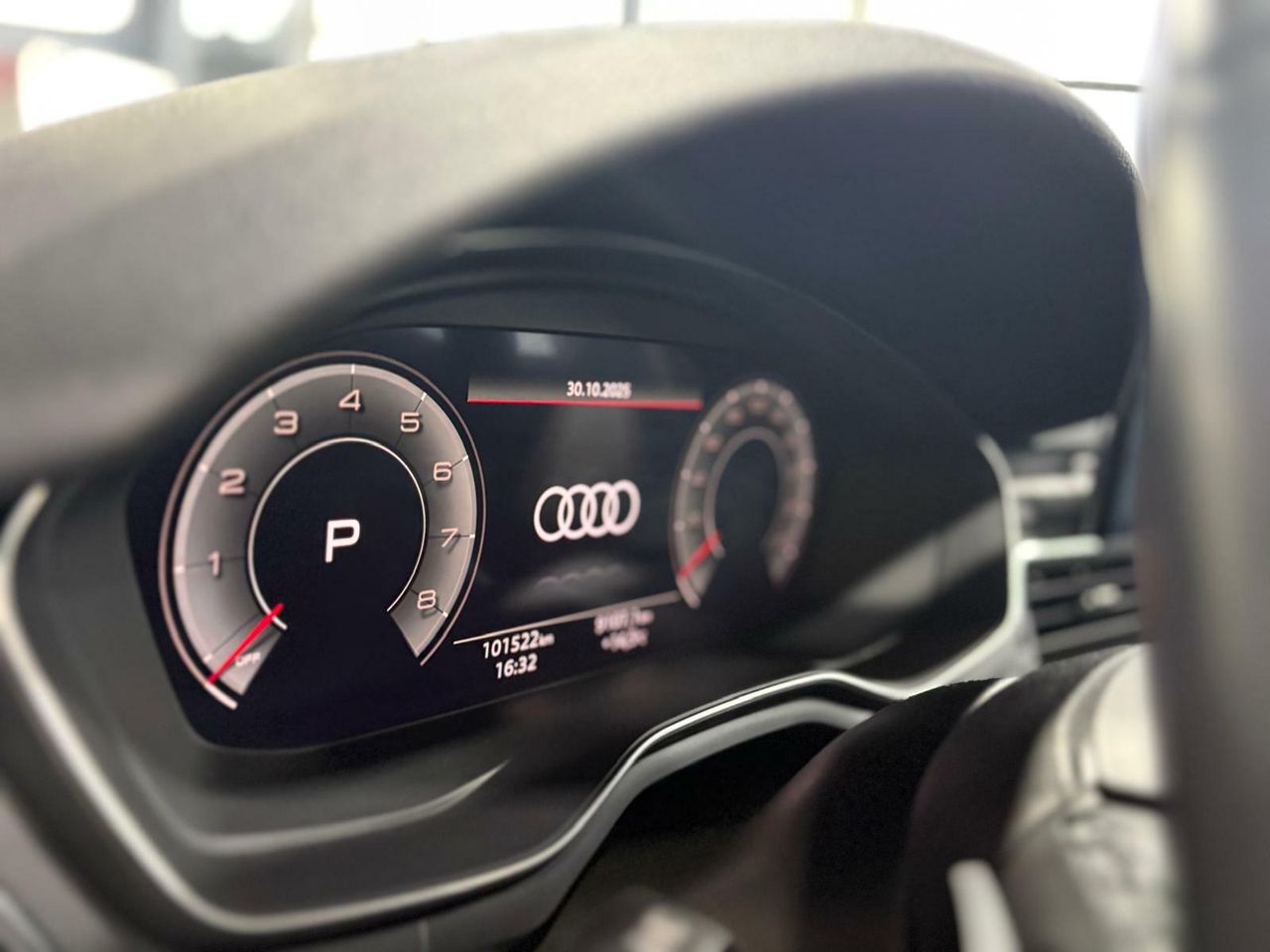 Audi A4 ADVANCED 35 TFSI 110KW (150CV) S TRONIC GRIS MANHATTAN (METALIZADO)	TELA INDEX NEGRO - Foto 2