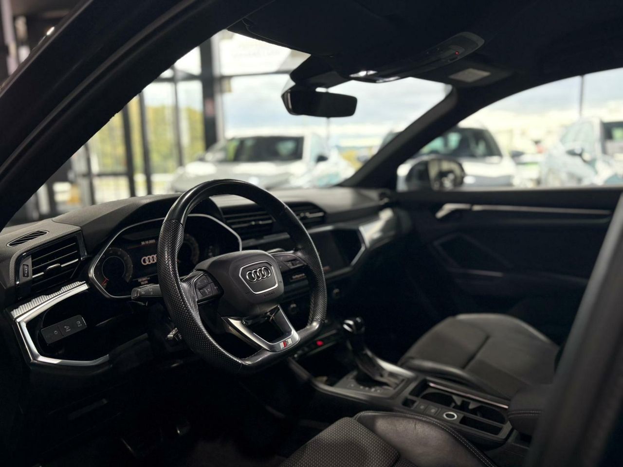 Audi Q3 S LINE 35 TFSI 110KW (150CV) S TRONIC GRIS DAYTONA (EFECTO PERLA) - Foto 2