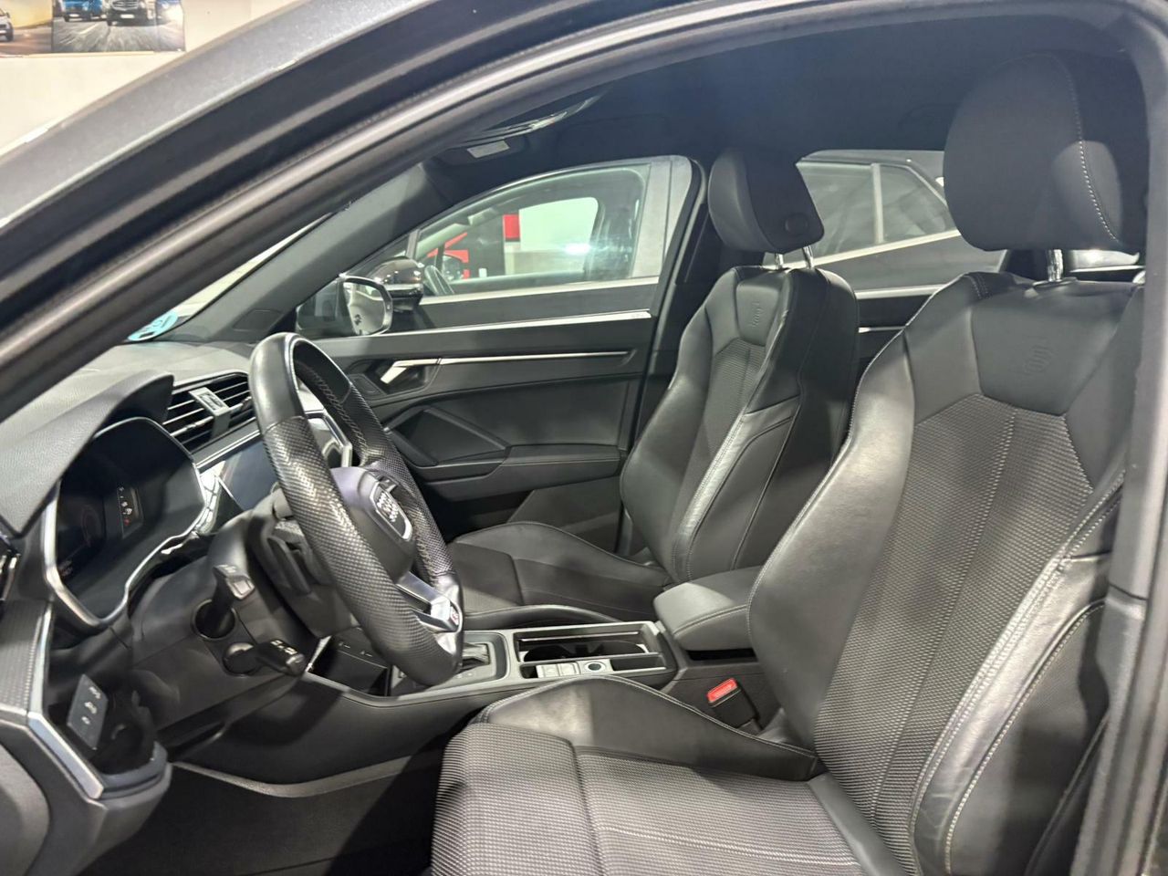 Audi Q3 S LINE 35 TFSI 110KW (150CV) S TRONIC GRIS DAYTONA (EFECTO PERLA) - Foto 2