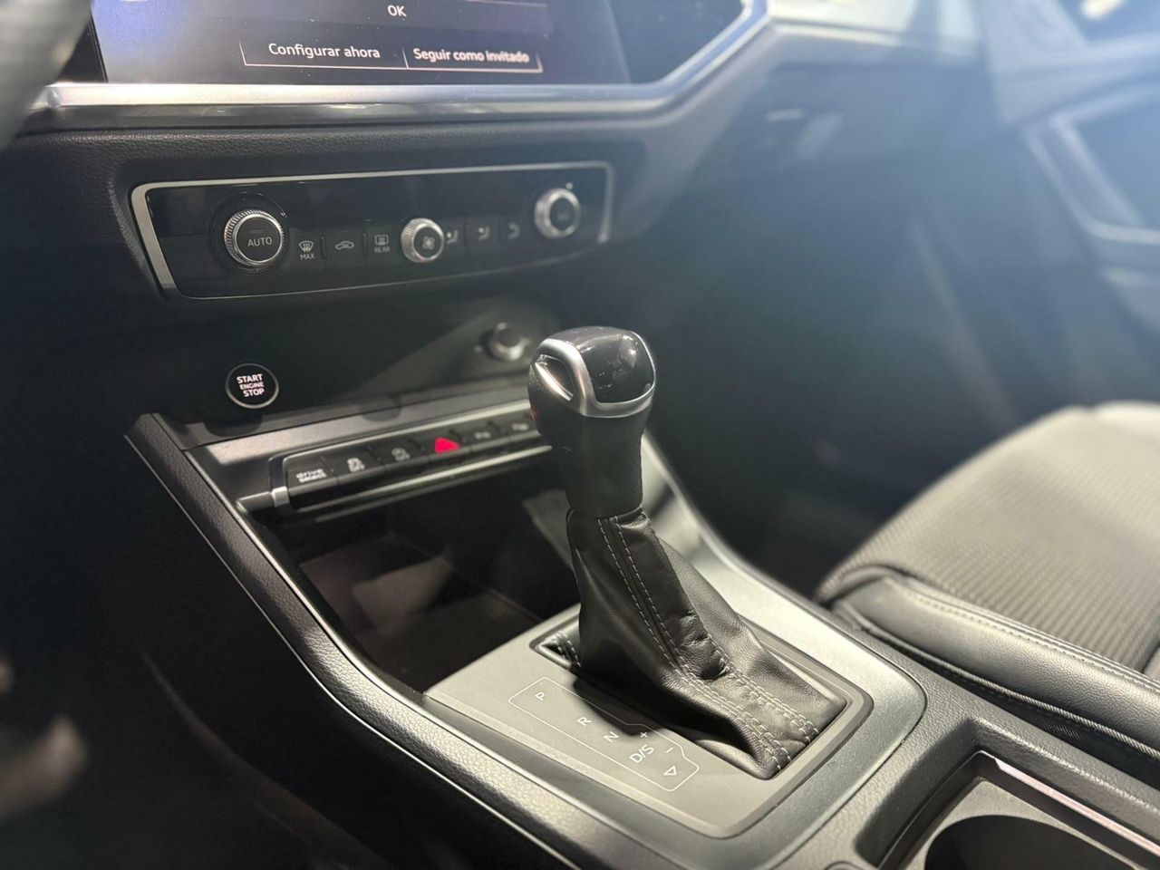 Audi Q3 S LINE 35 TFSI 110KW (150CV) S TRONIC GRIS DAYTONA (EFECTO PERLA) - Foto 2