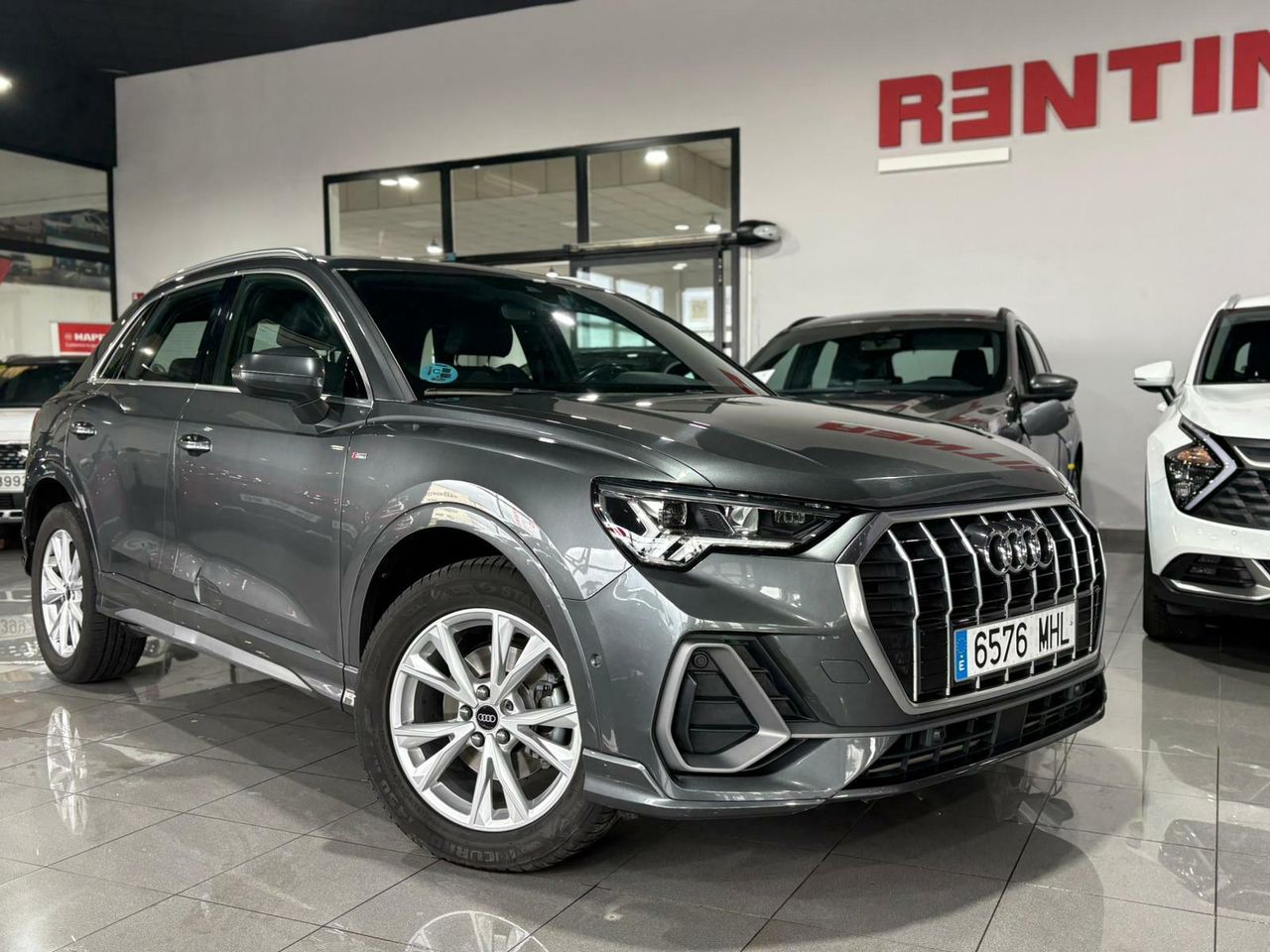 Audi Q3 S LINE 35 TFSI 110KW (150CV) S TRONIC GRIS DAYTONA (EFECTO PERLA) - Foto 2