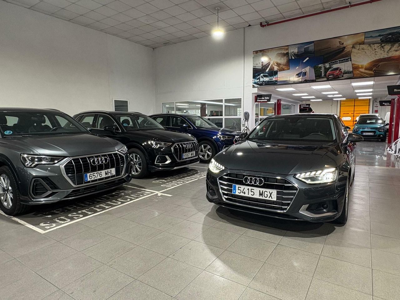 Audi Q3 S LINE 35 TFSI 110KW (150CV) S TRONIC GRIS DAYTONA (EFECTO PERLA) - Foto 2