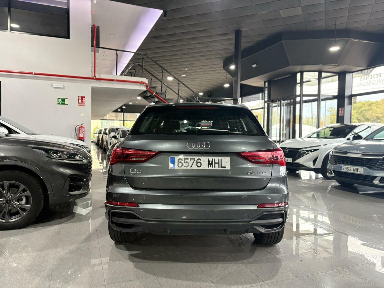 Audi Q3 S LINE 35 TFSI 110KW (150CV) S TRONIC GRIS DAYTONA (EFECTO PERLA) - Foto 2