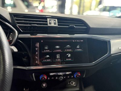 Audi Q3 S LINE 35 TFSI 110KW (150CV) S TRONIC GRIS DAYTONA (EFECTO PERLA)