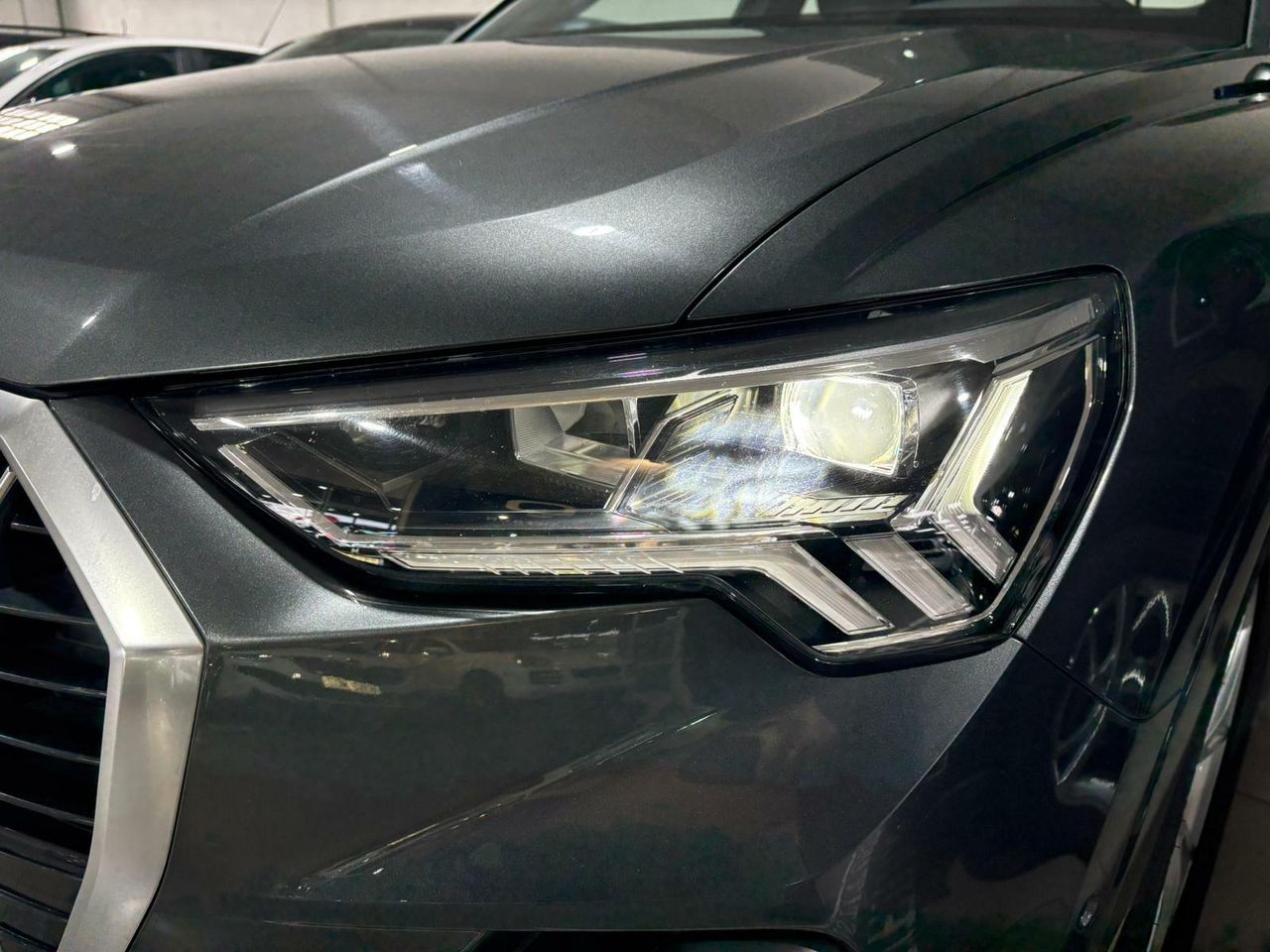 Audi Q3 S LINE 35 TFSI 110KW (150CV) S TRONIC GRIS DAYTONA (EFECTO PERLA) - Foto 2