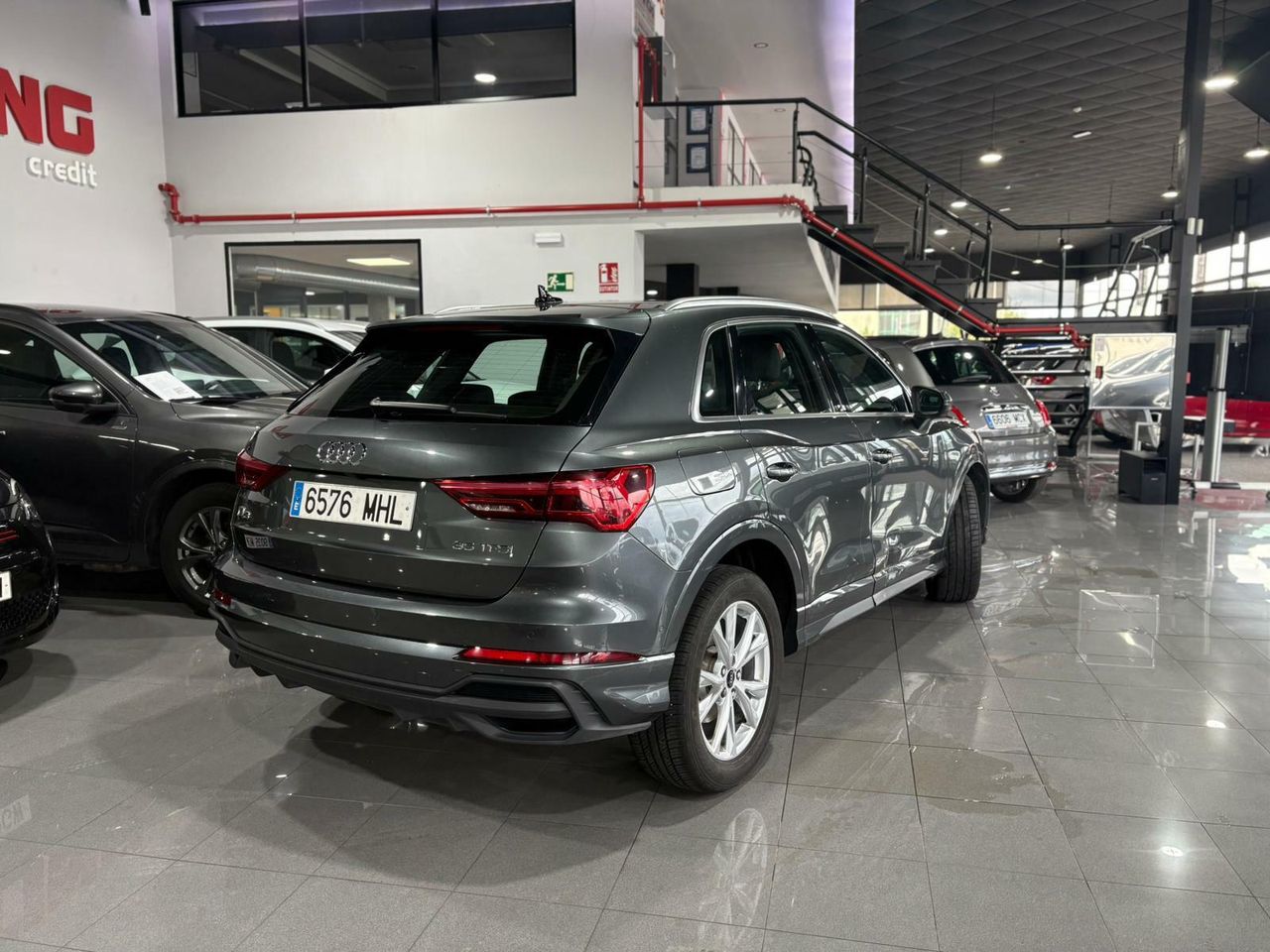 Audi Q3 S LINE 35 TFSI 110KW (150CV) S TRONIC GRIS DAYTONA (EFECTO PERLA) - Foto 2