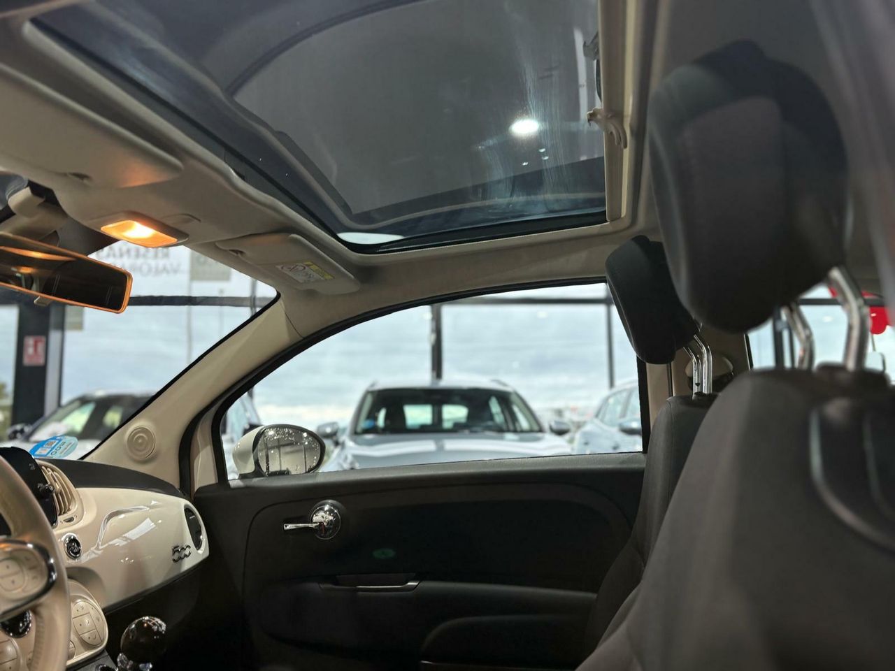 Fiat 500 MONOT	MONOTRIM 1.0 HYBRID 51KW (70 CV) LLANTAS DE ALEACIÓN DE 38CM (15