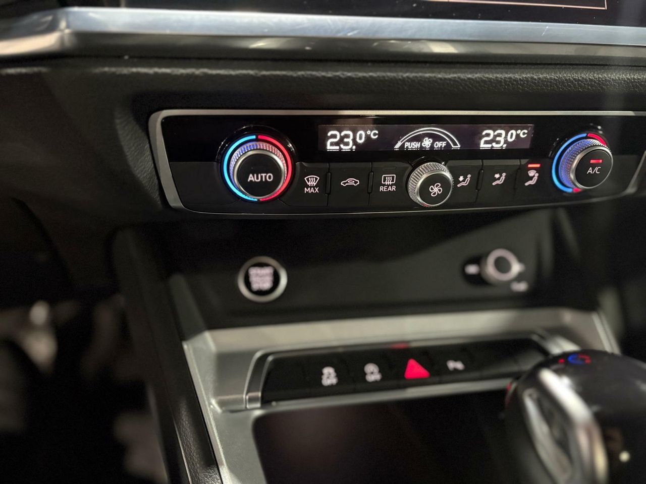 Audi Q3 ADVANCED 35 TFSI 110KW (150CV) S TRONIC NEGRO MITOS (METALIZADO) - Foto 2