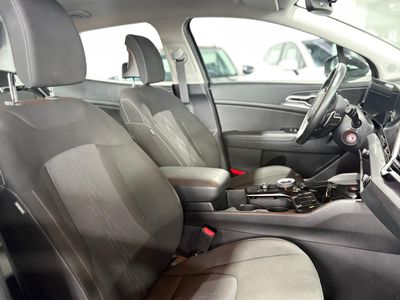 Kia Sportage 1.6 T-GDI HEV 158KW (215CV) DRIVE 4X2 BLACK PEARL (METALIZADO