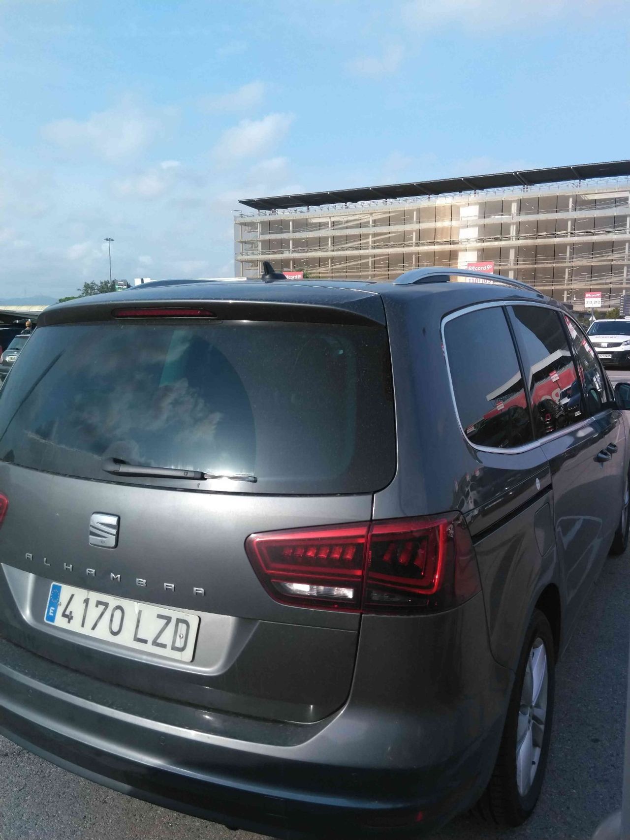 Seat Alhambra EXLGO	1.4 TSI 110KW DSG S/S EXCELLEN GO PUERTAS ELECTRICAS - Foto 2