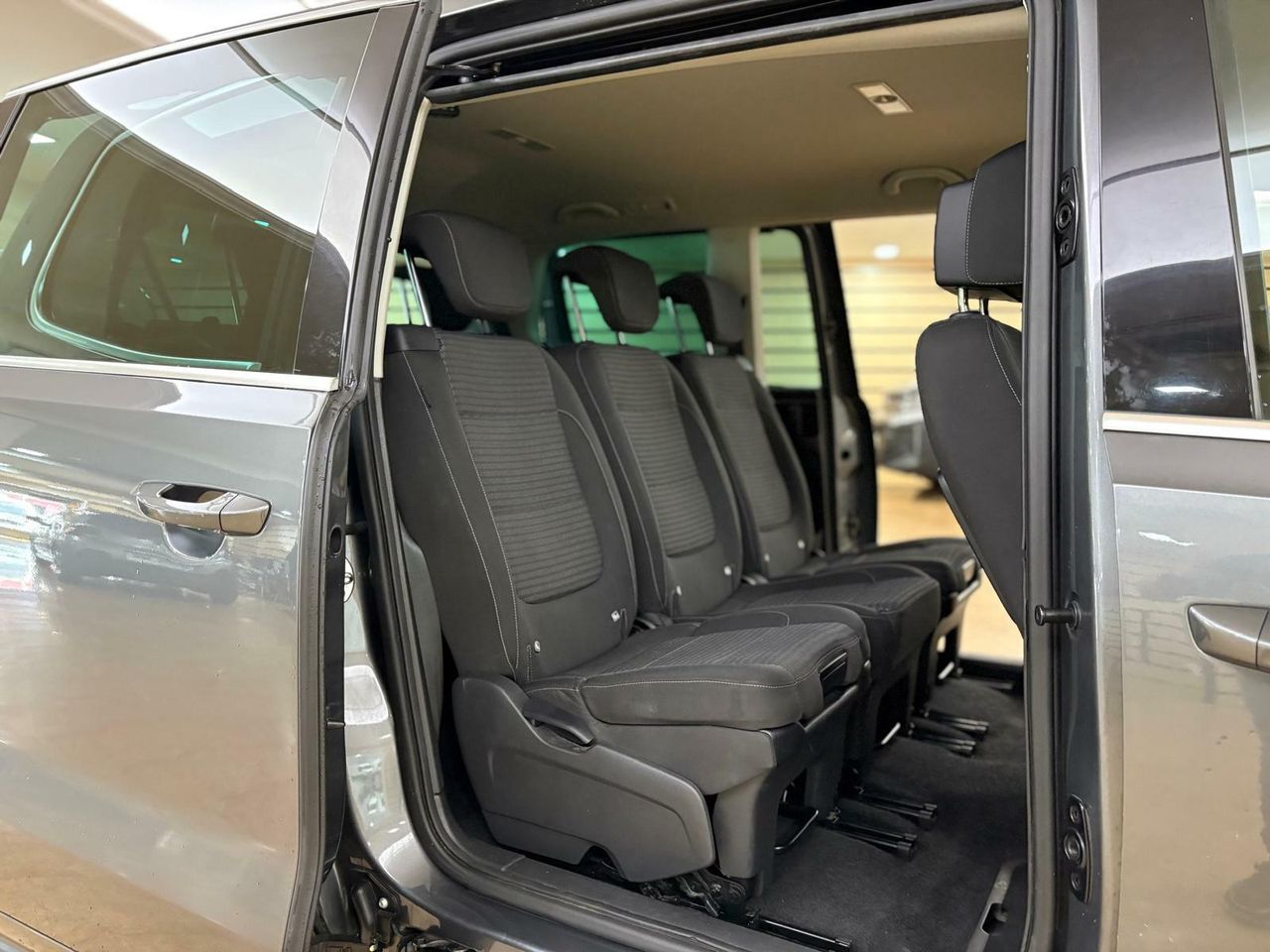 Seat Alhambra EXLGO	1.4 TSI 110KW DSG S/S EXCELLEN GO PUERTAS ELECTRICAS - Foto 2