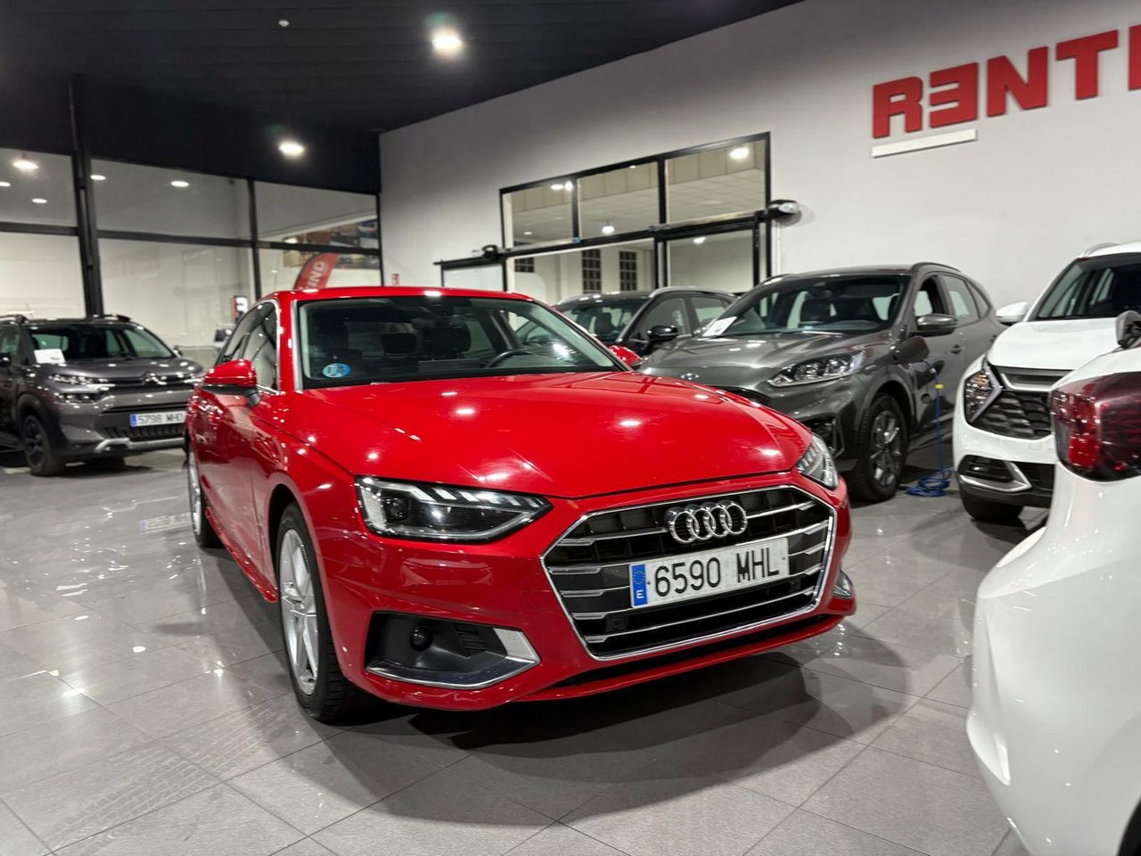 Audi A4 ADVANCED 30 TDI 100KW (136CV) S TRONIC ROJO TANGO (METALIZADO - Foto 2