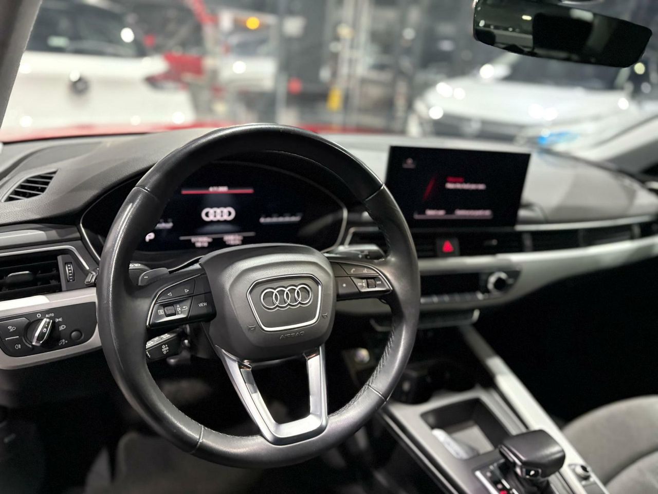 Audi A4 ADVANCED 30 TDI 100KW (136CV) S TRONIC ROJO TANGO (METALIZADO - Foto 2