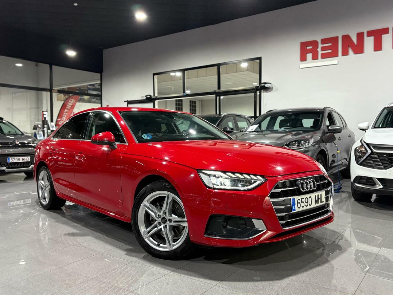 Audi A4 ADVANCED 30 TDI 100KW (136CV) S TRONIC ROJO TANGO (METALIZADO - Foto 2