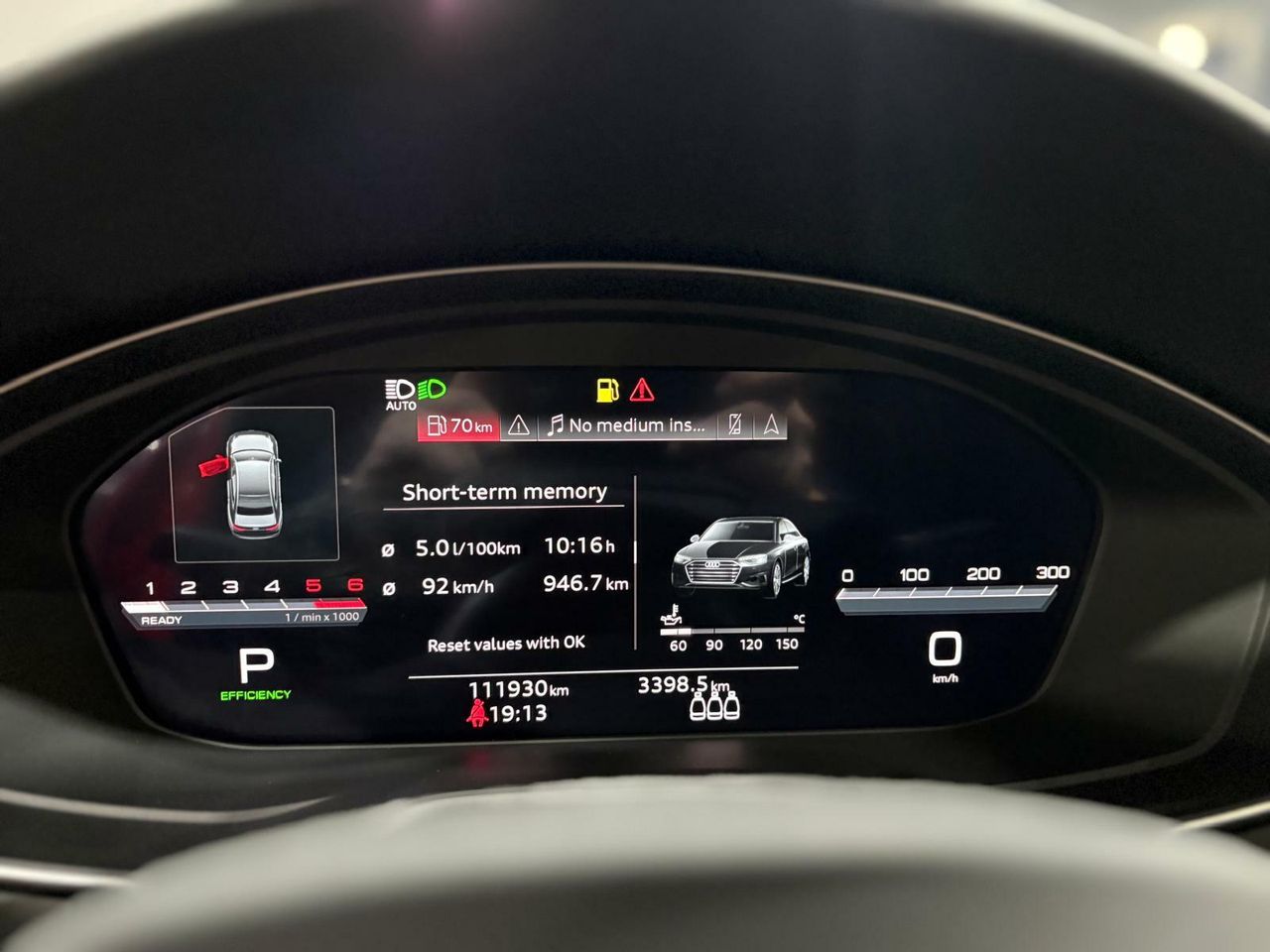 Audi A4 ADVANCED 30 TDI 100KW (136CV) S TRONIC ROJO TANGO (METALIZADO - Foto 2