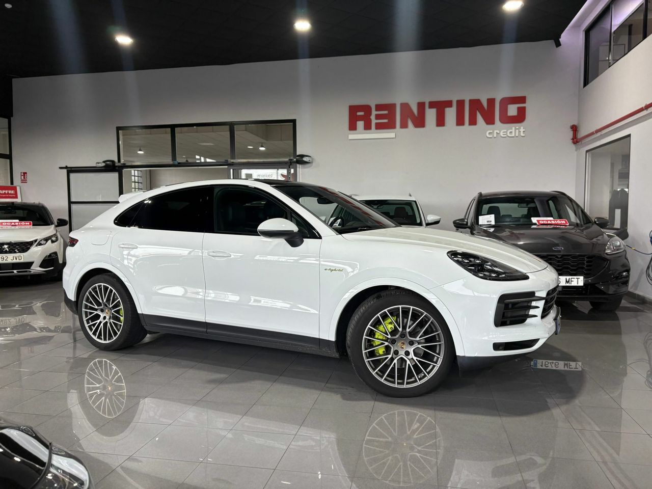 Porsche Cayenne Coupé E-Hybrid Platinum Edition  - Foto 2