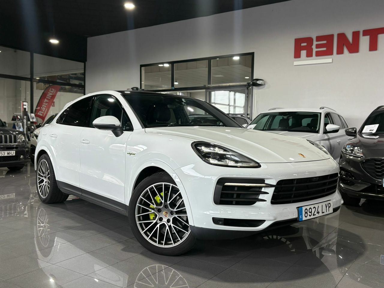 Porsche Cayenne Coupé E-Hybrid Platinum Edition  - Foto 2