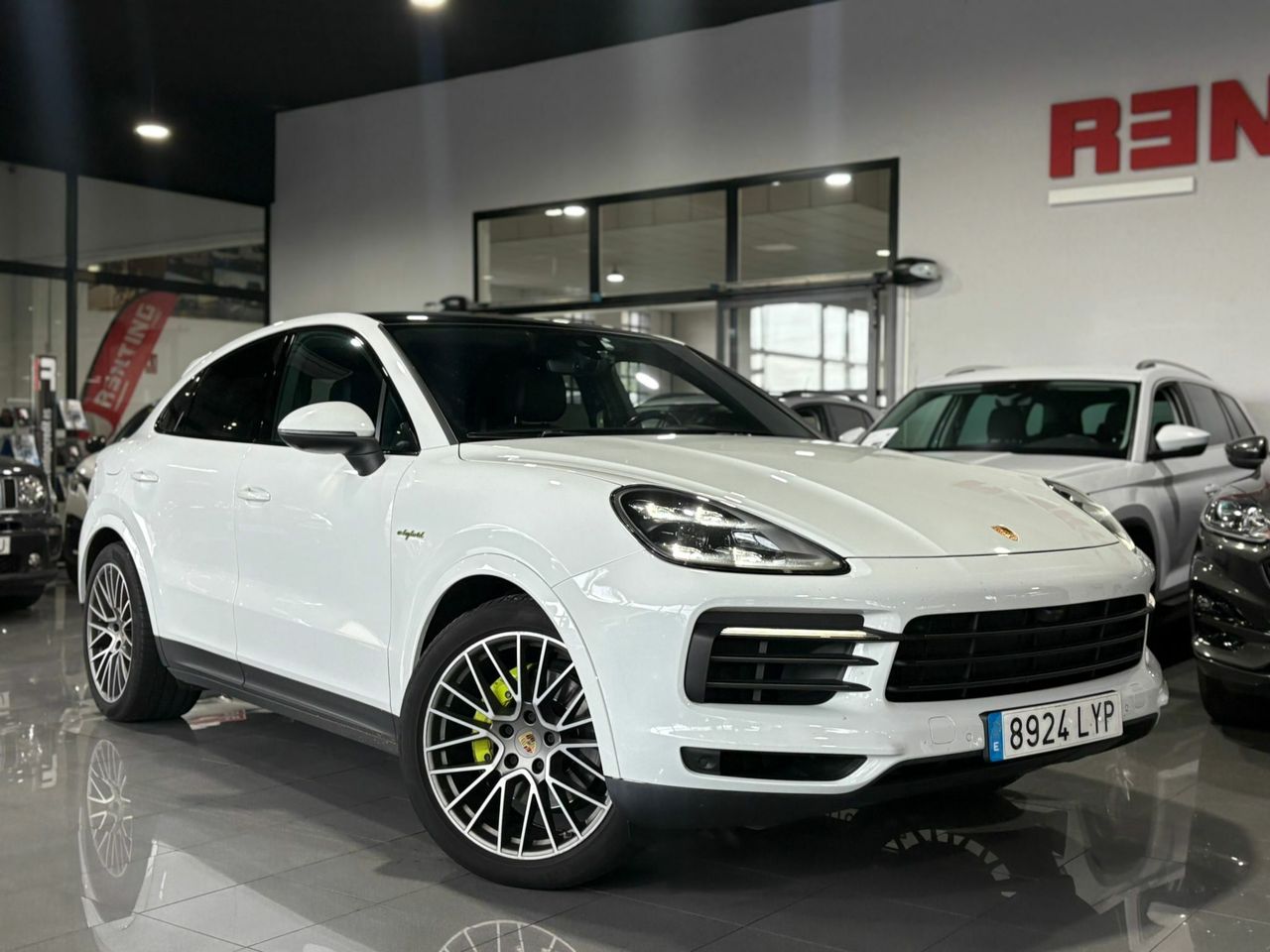 Porsche Cayenne Coupé E-Hybrid Platinum Edition  - Foto 2