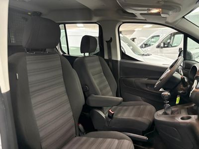 Opel Combo 1.5 TD 75KW LIFE BUSINESS EDITION PLUS L1 N1 102cv COMBI 5 PLAZAS