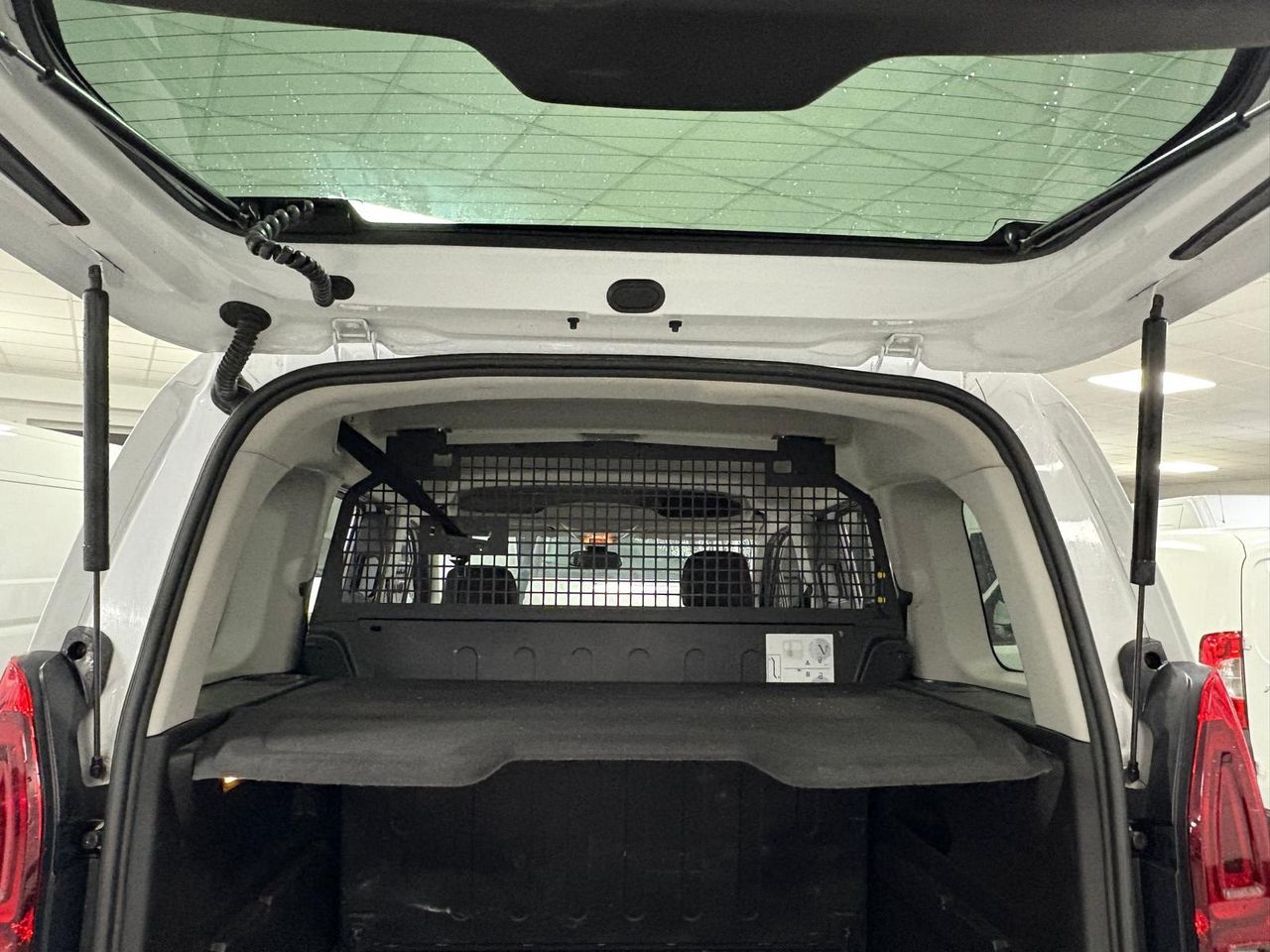 Opel Combo 1.5 TD 75KW LIFE BUSINESS EDITION PLUS L1 N1 102cv COMBI 5 PLAZAS - Foto 2