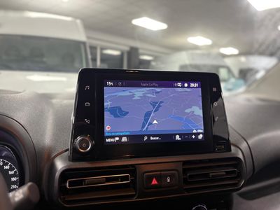 Opel Combo 1.5 TD 75KW LIFE BUSINESS EDITION PLUS L1 N1 102cv COMBI 5 PLAZAS