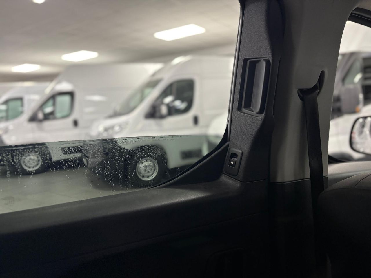 Opel Combo 1.5 TD 75KW LIFE BUSINESS EDITION PLUS L1 N1 102cv COMBI 5 PLAZAS - Foto 2