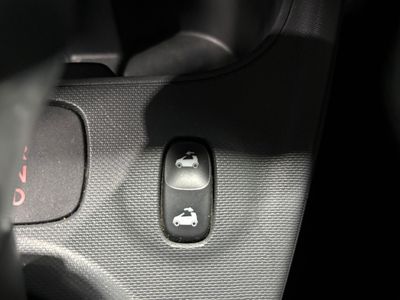 Smart smart SMART Brabus fortwo cabrio electric drive Smart BRABUS  EQ fortwo Ushuaïa Limited Edition Cabrio (087/100) – Edición Exclusiva Numerada