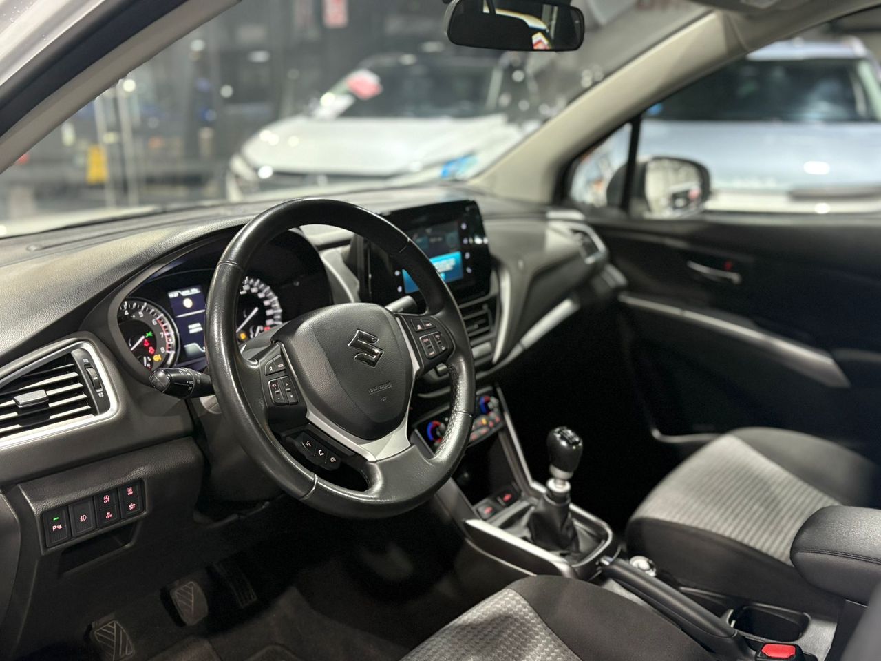 Suzuki SCross 1.4T S3 4WD Mild Hybrid 4X4 - Foto 2