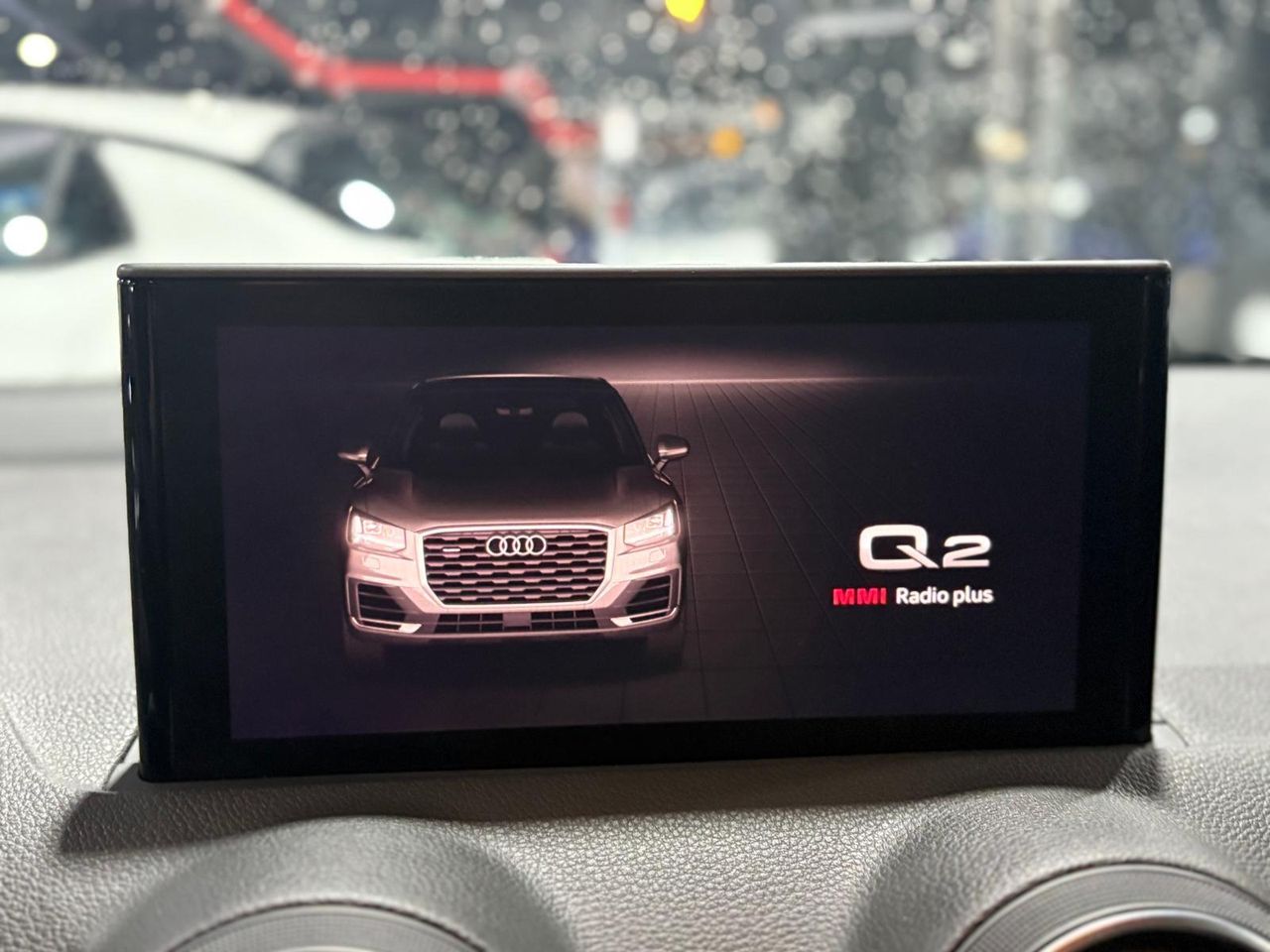 Audi Q2 Advanced 30 TDI  - Foto 2