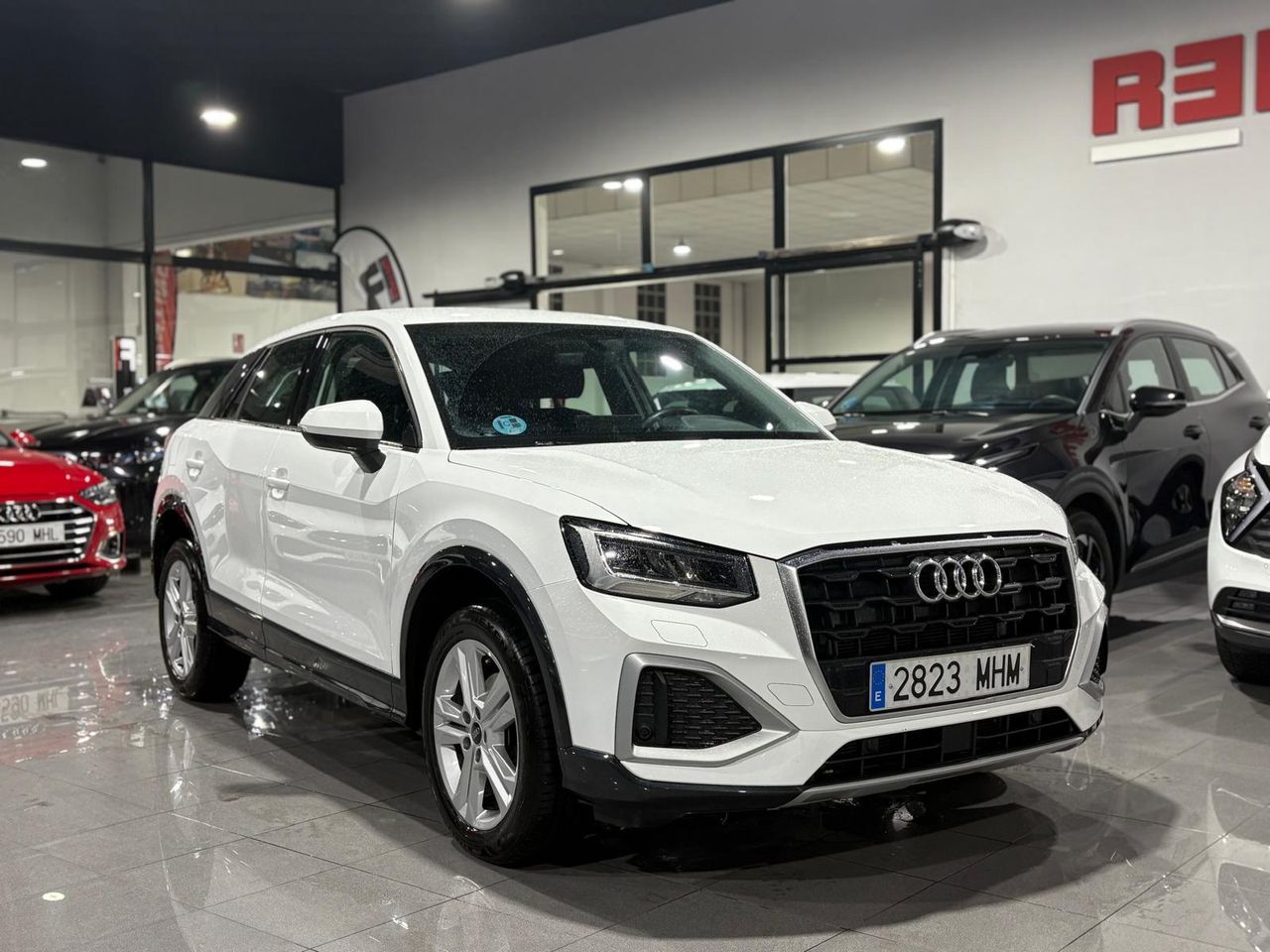 Audi Q2 Advanced 30 TDI  - Foto 2