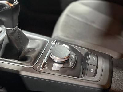 Audi Q2 Advanced 30 TDI 