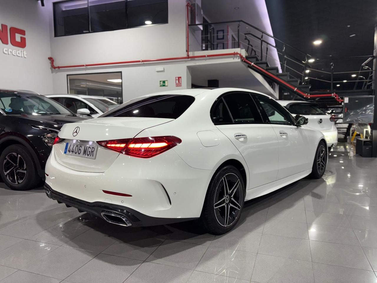 Mercedes Clase C C 200 D AMG Line Premium Plus  - Foto 2