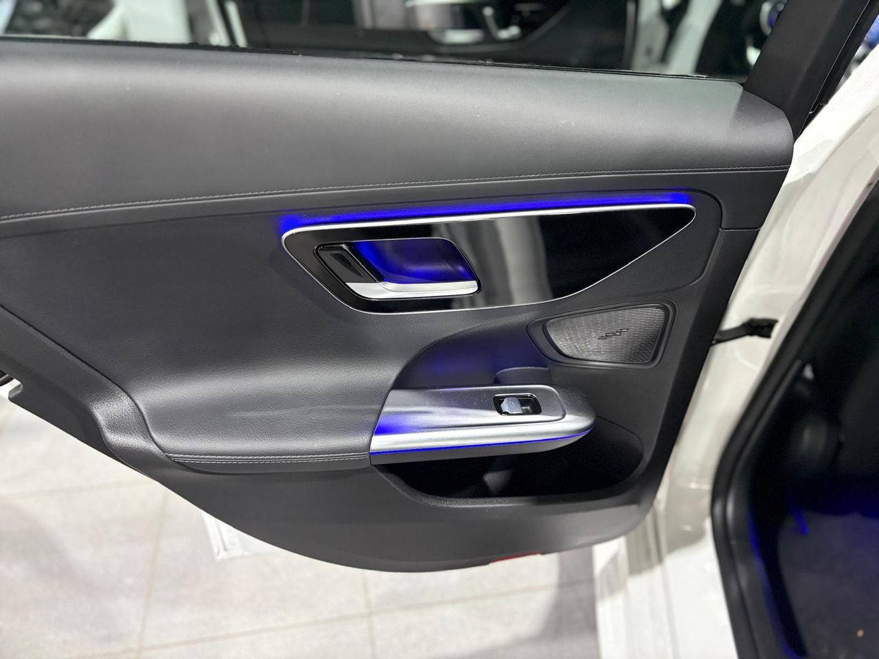 Mercedes Clase C C 200 D AMG Line Premium Plus  - Foto 2