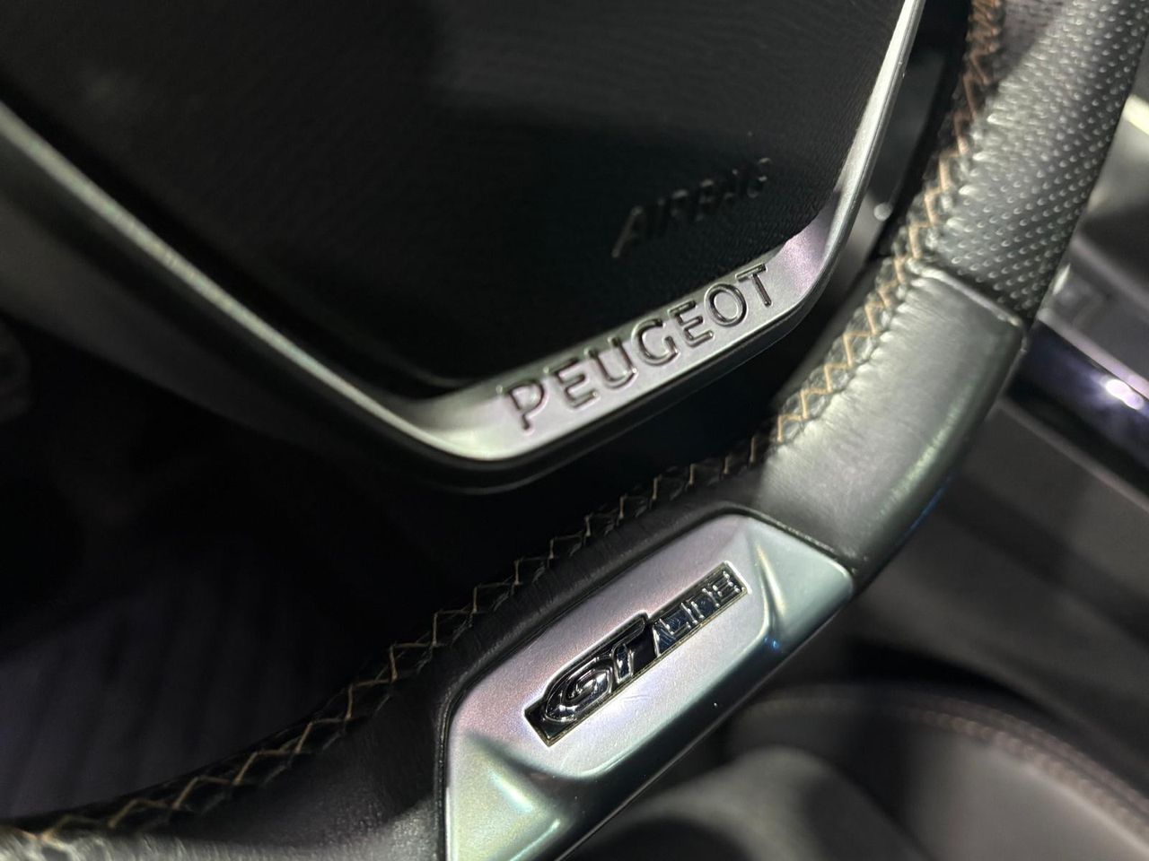 Peugeot 3008 2.0BLUEHDI GT LINE SS GT LINE  - Foto 2