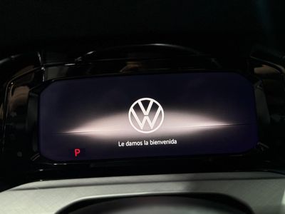 Volkswagen Golf Life 1.5 eTSI DSG 