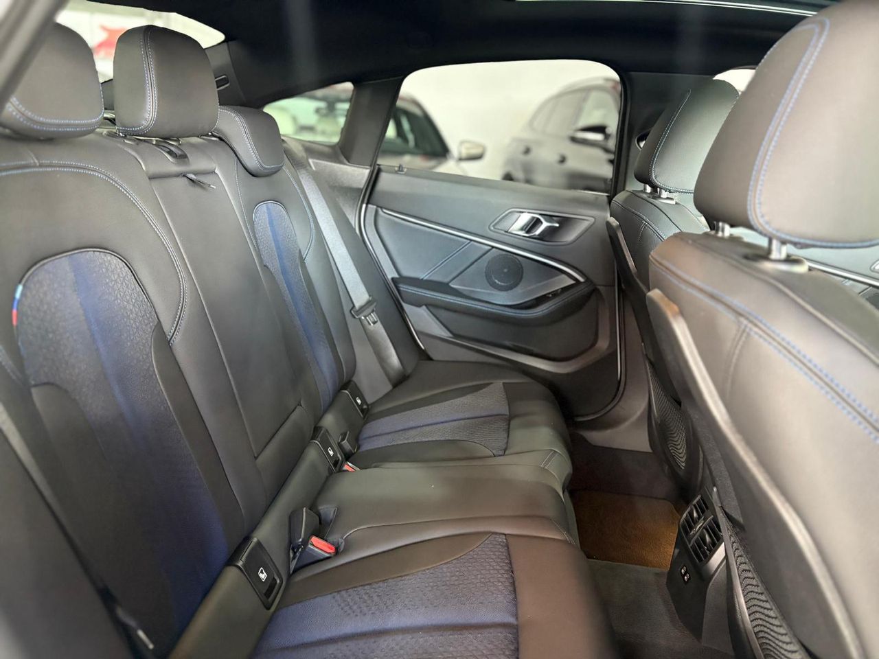 BMW Serie 2 218dA Gran Coupe Pack M sport - Foto 2