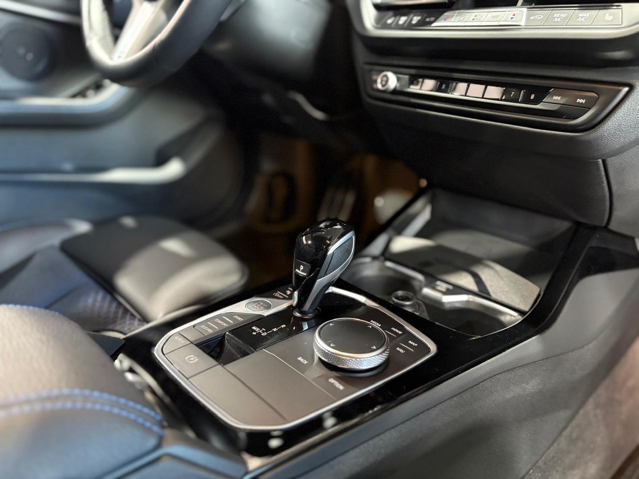 BMW Serie 2 218dA Gran Coupe Pack M sport - Foto 2