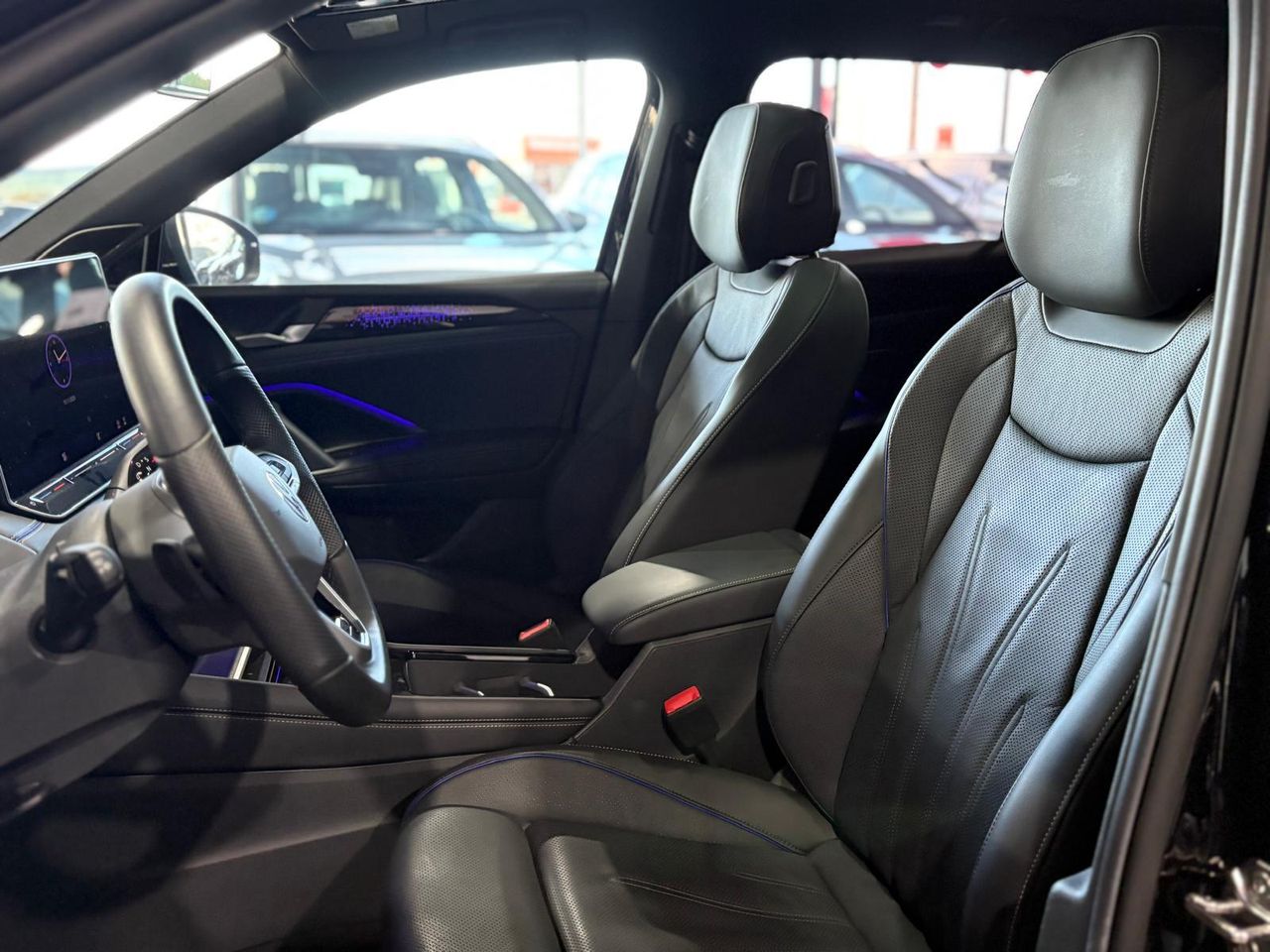 Volkswagen Tiguan R-Line 2.0 TDI 142kW (193CV) DSG 4Motion  - Foto 2