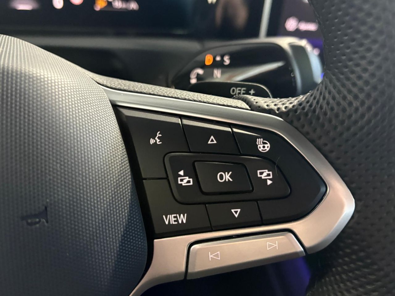 Volkswagen Tiguan R-Line 2.0 TDI 142kW (193CV) DSG 4Motion  - Foto 2