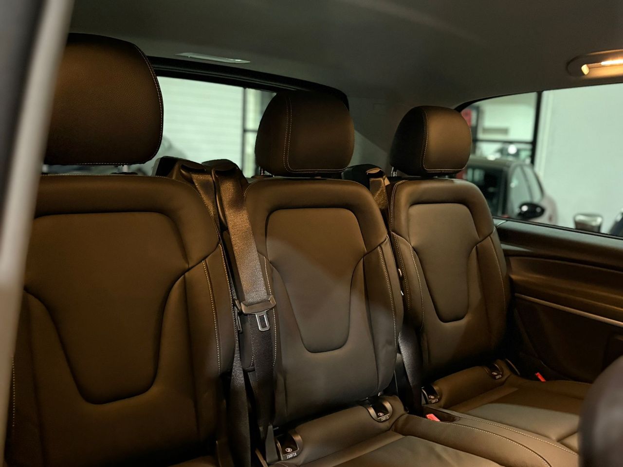 Mercedes Clase V V250 AVATGARDE AMG EXTERIOR  - Foto 2