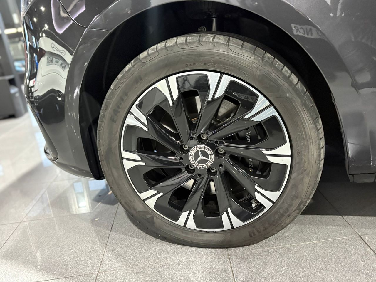 Mercedes Clase V V250 AVATGARDE AMG EXTERIOR  - Foto 2