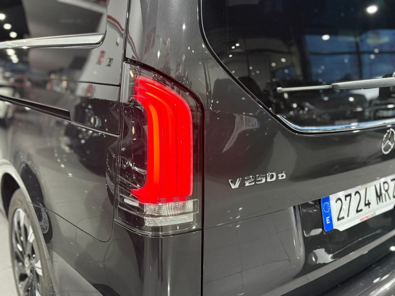 Mercedes Clase V V250 AVATGARDE AMG EXTERIOR  - Foto 2