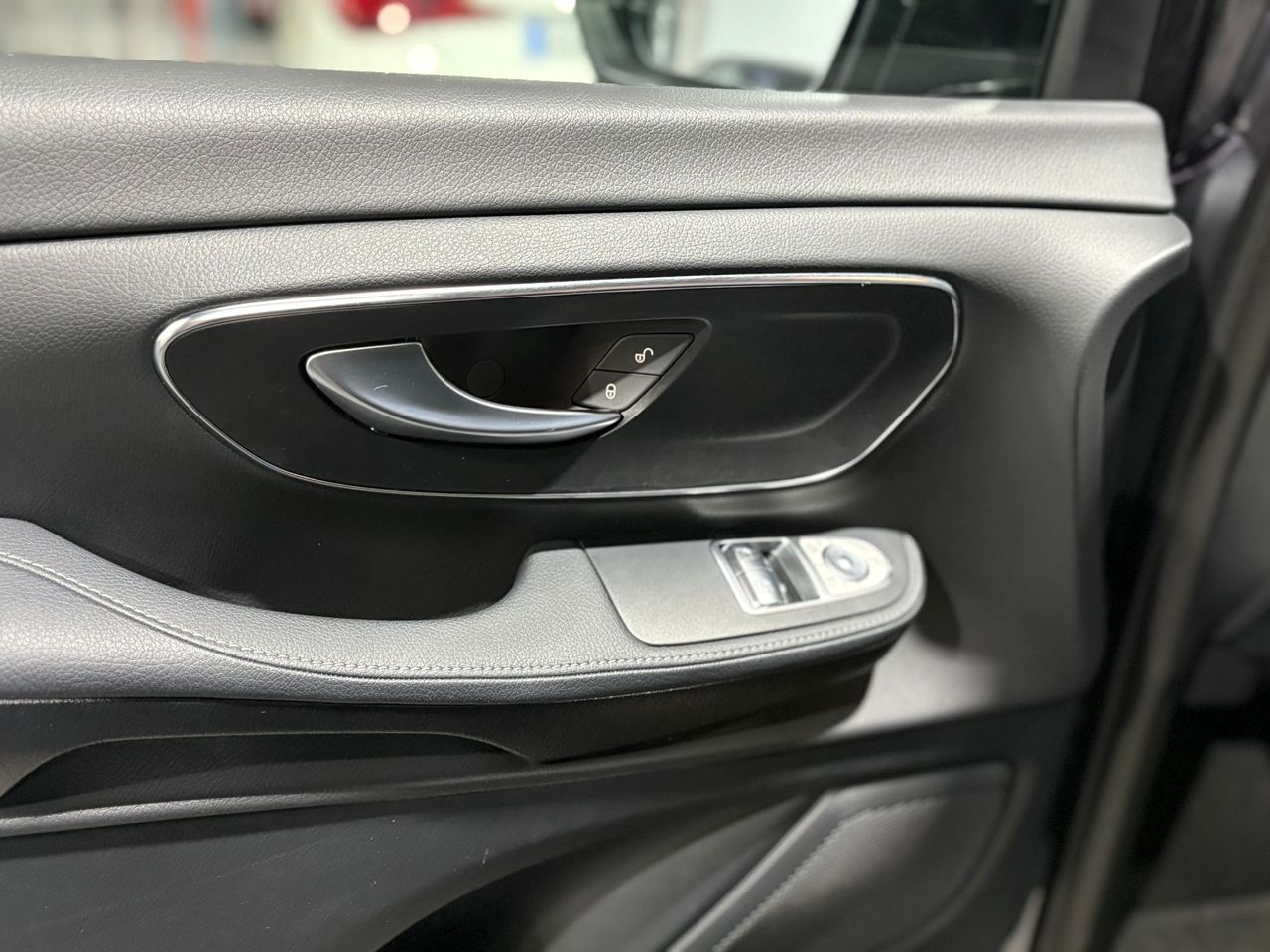 Mercedes Clase V V250 AVATGARDE AMG EXTERIOR  - Foto 2