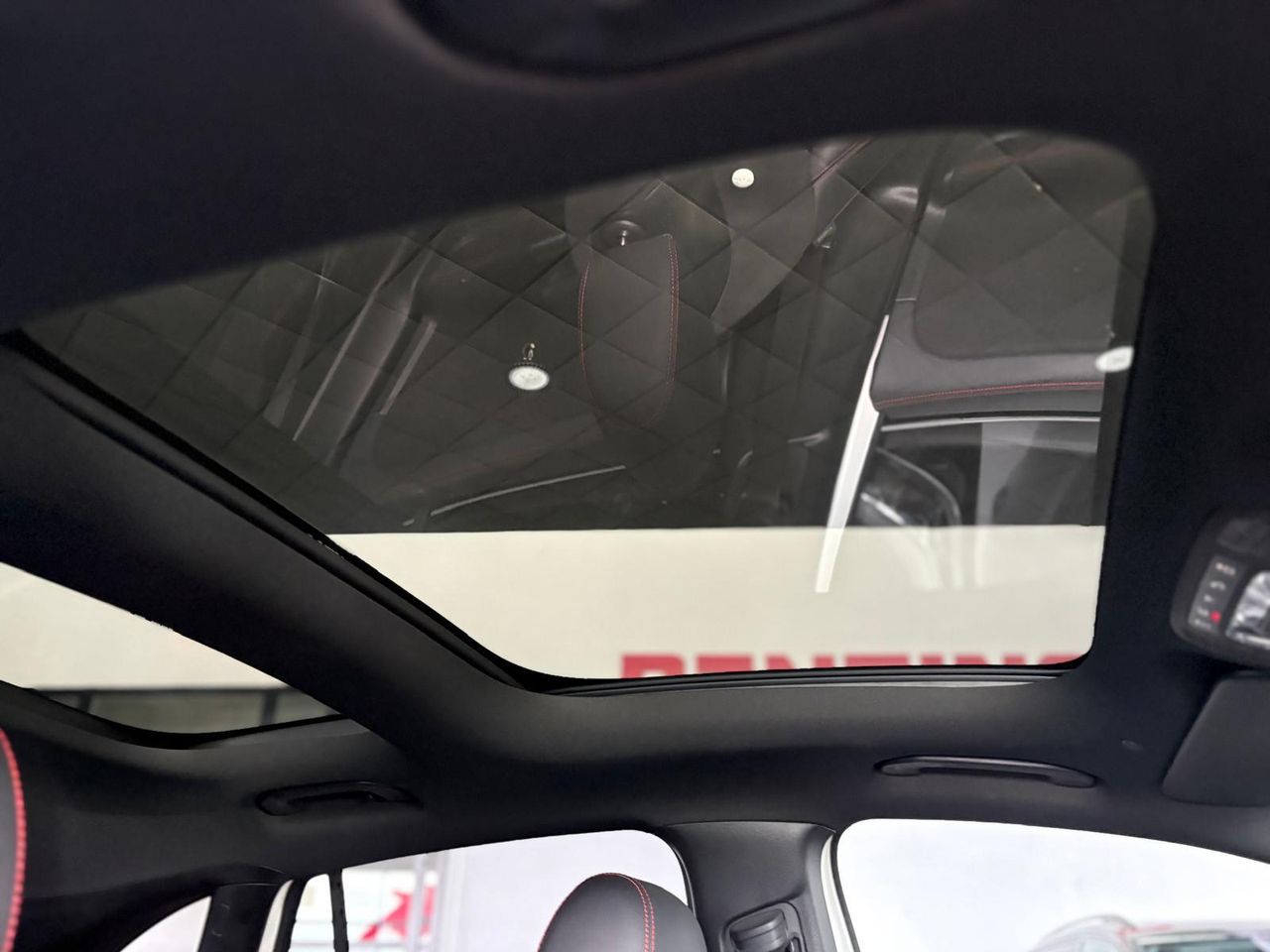 Mercedes GLA GLA 200 D 4MATIC AMG  AMG  - Foto 2