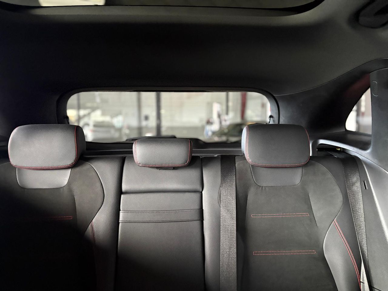 Mercedes GLA GLA 200 D 4MATIC AMG  AMG  - Foto 2